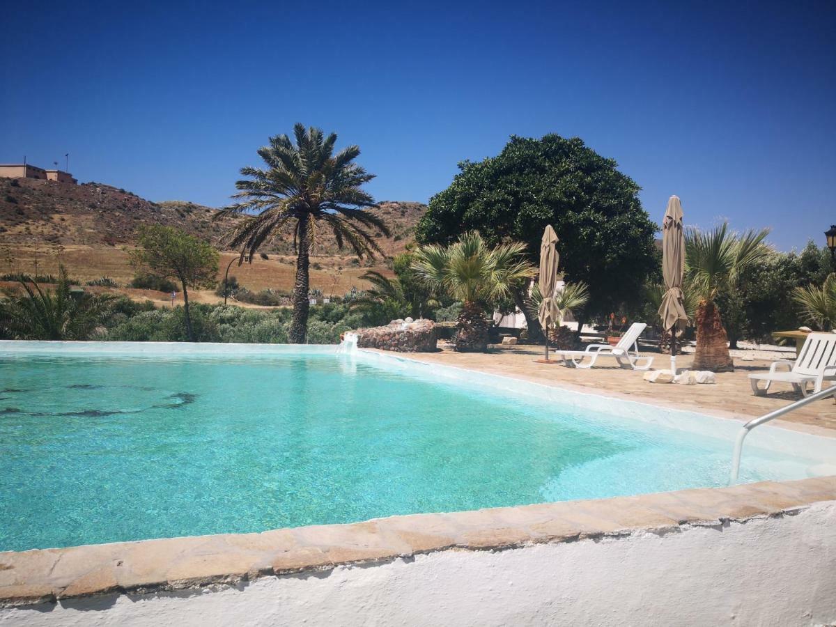 Casas Rurales Cortijo Torreblanca Parque Cabo De Gata El Pozo de los Frailes Eksteriør bilde